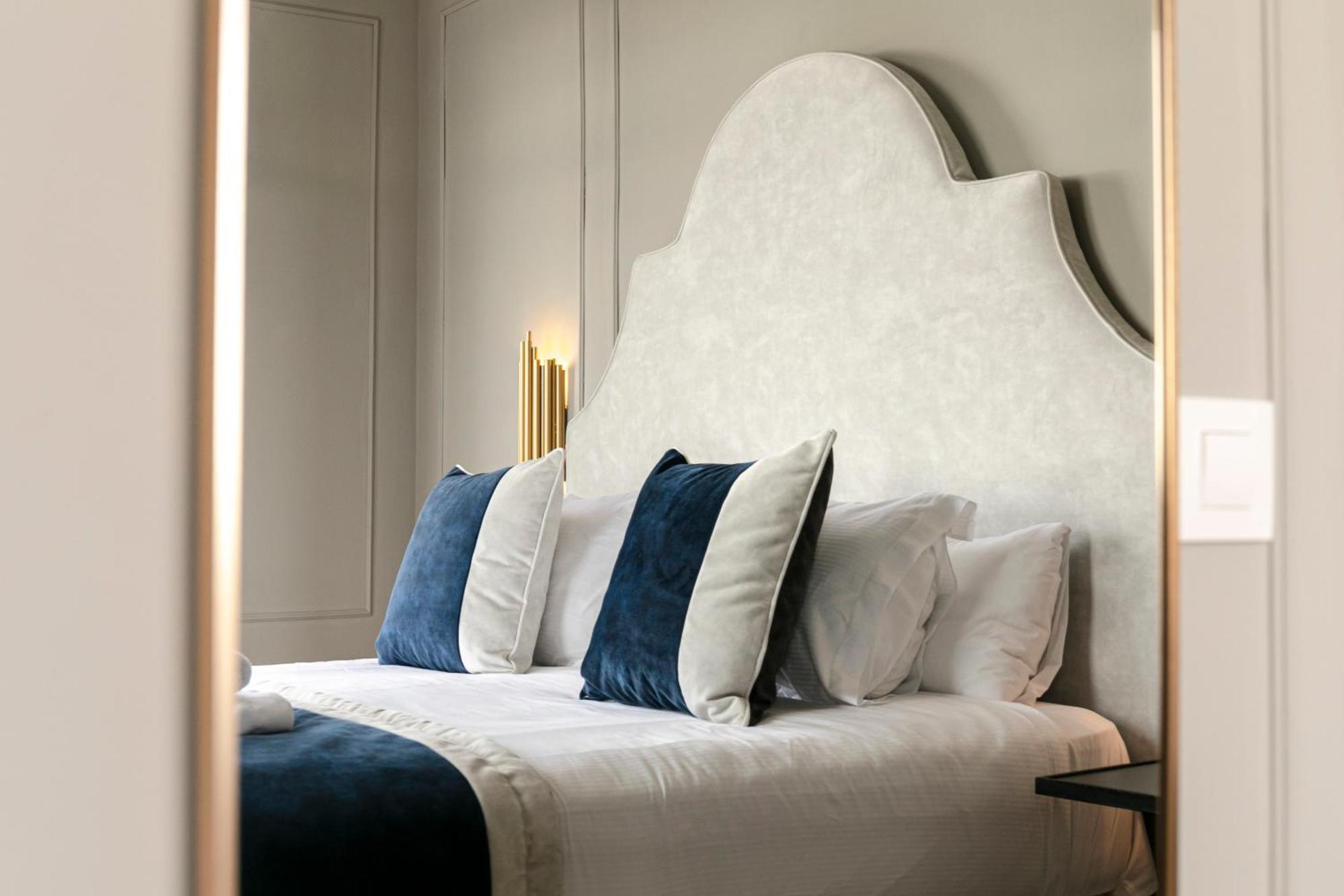 Isg Apartments The Most Exclusive Apartment In Sevillaparking Екстер'єр фото