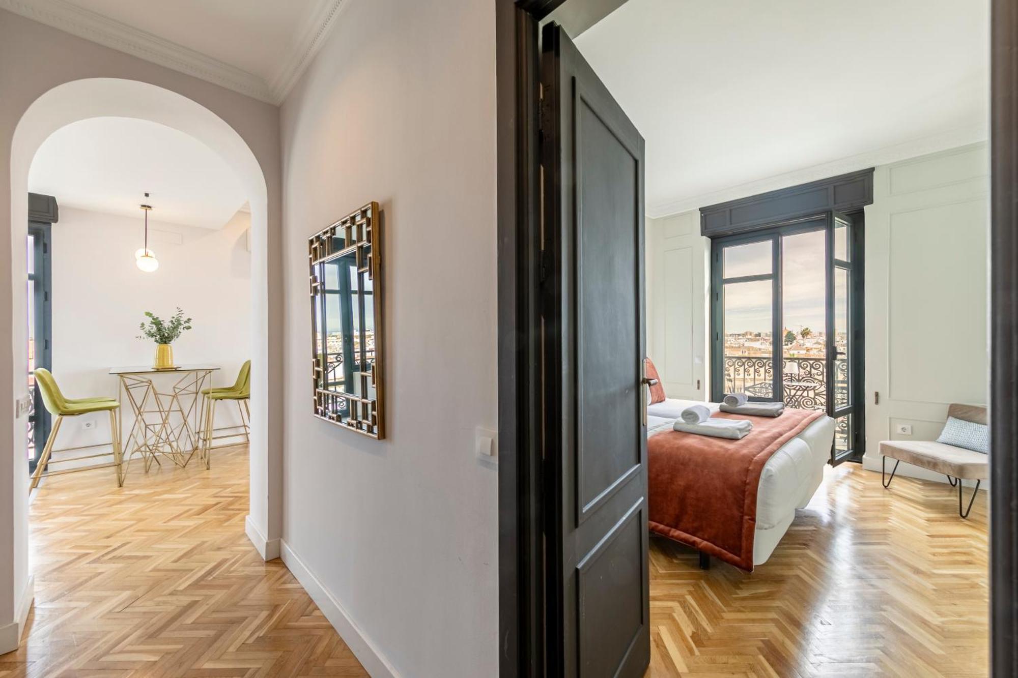Isg Apartments The Most Exclusive Apartment In Sevillaparking Екстер'єр фото
