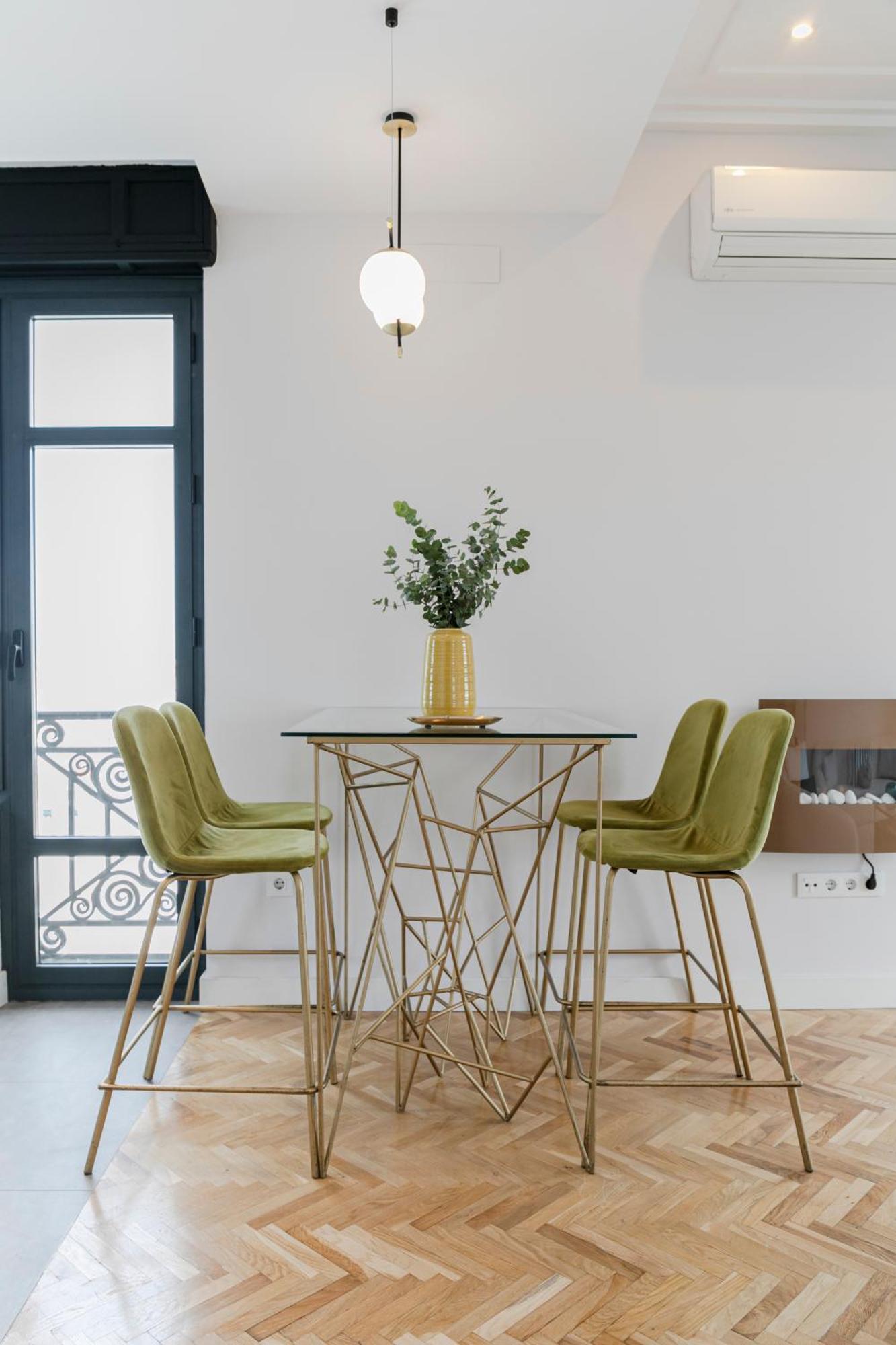 Isg Apartments The Most Exclusive Apartment In Sevillaparking Екстер'єр фото