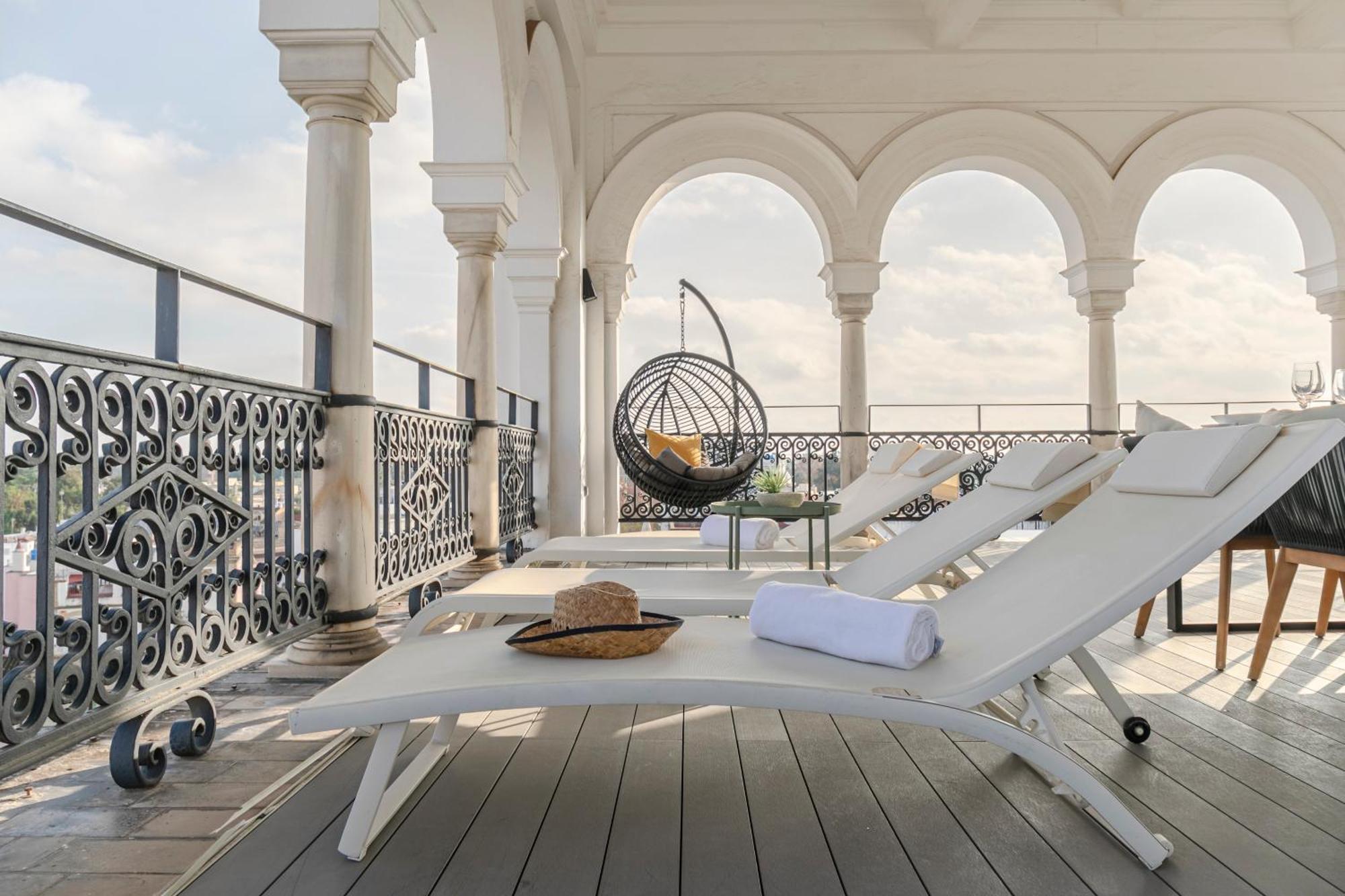 Isg Apartments The Most Exclusive Apartment In Sevillaparking Екстер'єр фото