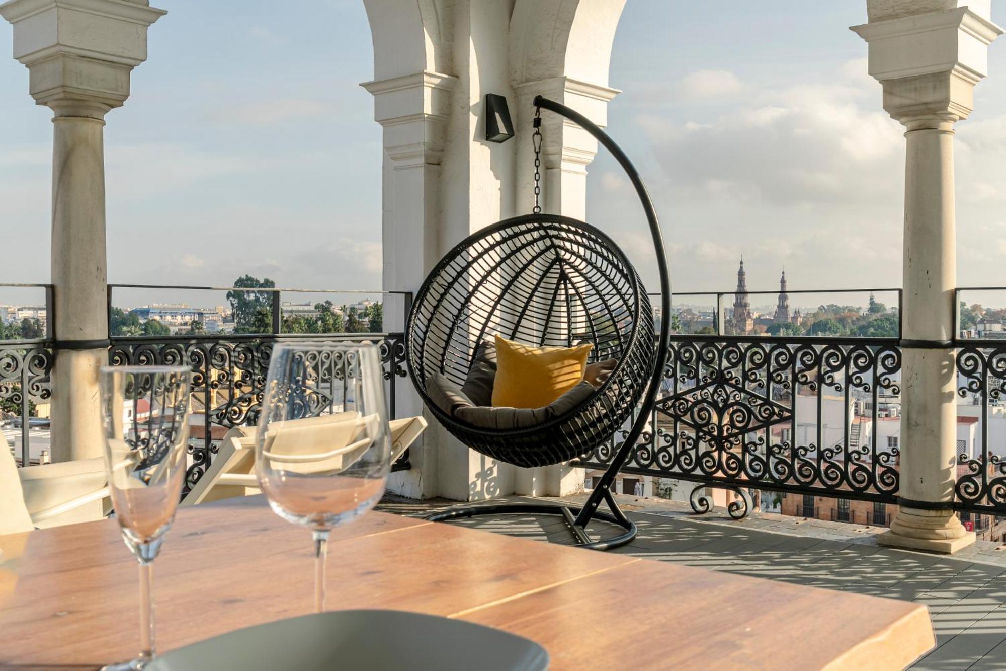 Isg Apartments The Most Exclusive Apartment In Sevillaparking Екстер'єр фото