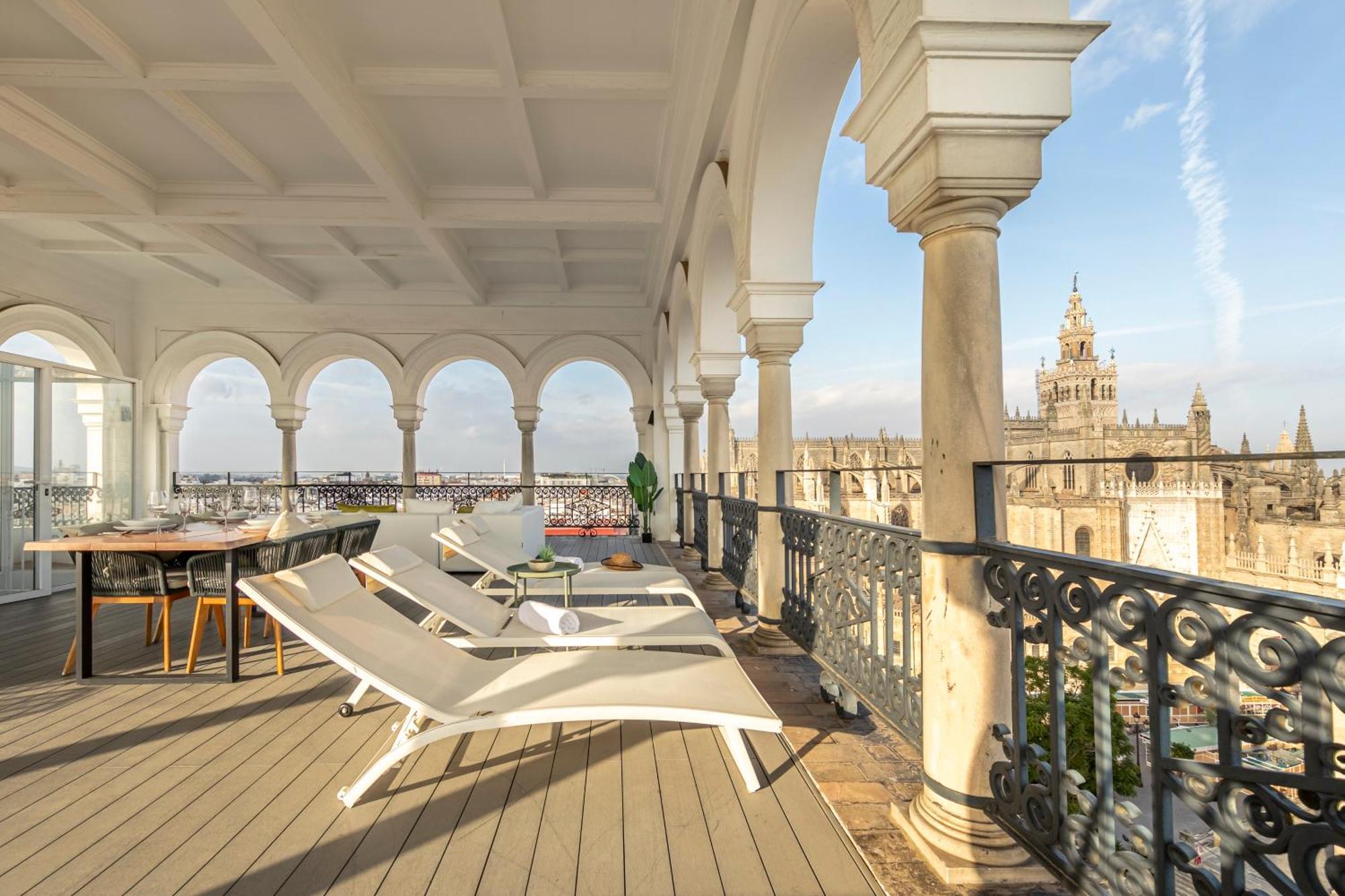 Isg Apartments The Most Exclusive Apartment In Sevillaparking Екстер'єр фото