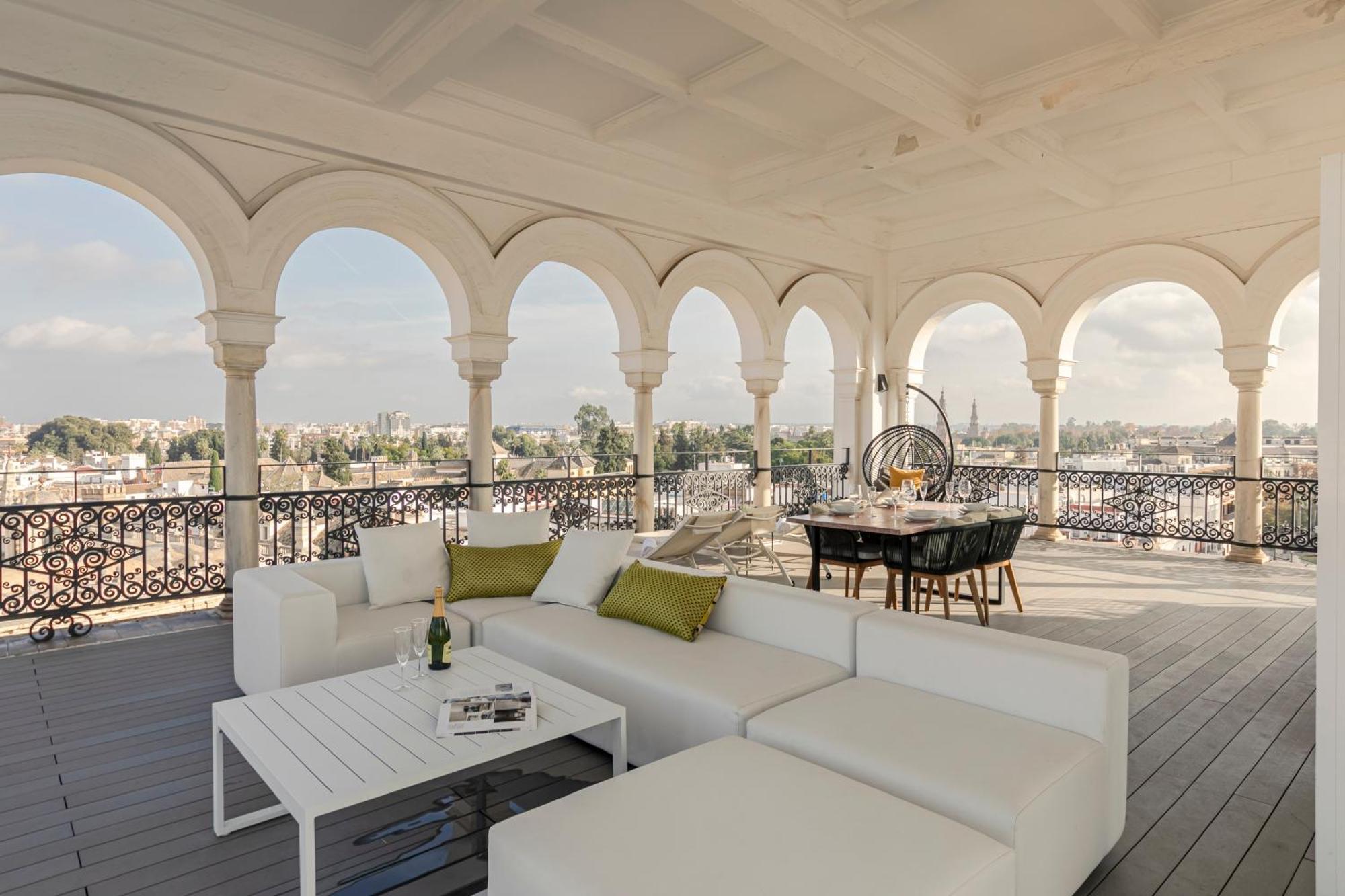 Isg Apartments The Most Exclusive Apartment In Sevillaparking Екстер'єр фото
